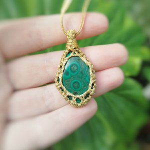 שרשרת קריסטל מלכית