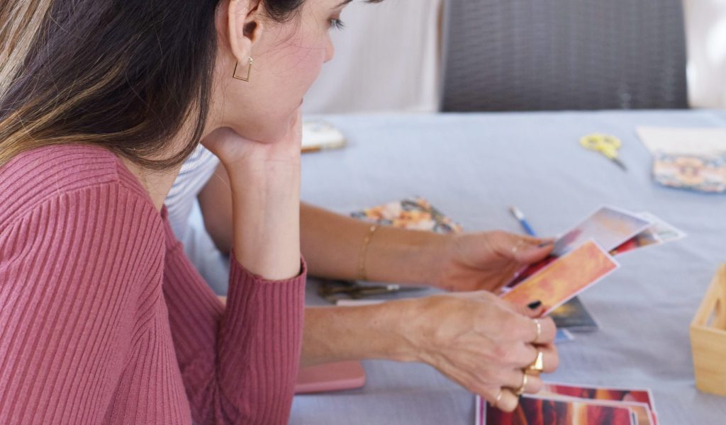 סדנאות כנפיים להשראה - סדנאות יצירה, סדנאות לנשים, סדנאות לנערות